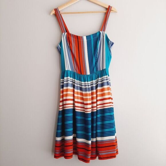GYPSIES & MOONDUST Stripe Pattern Light Fit & Flare Dress Red White & Blue Sz L - Picture 2 of 15